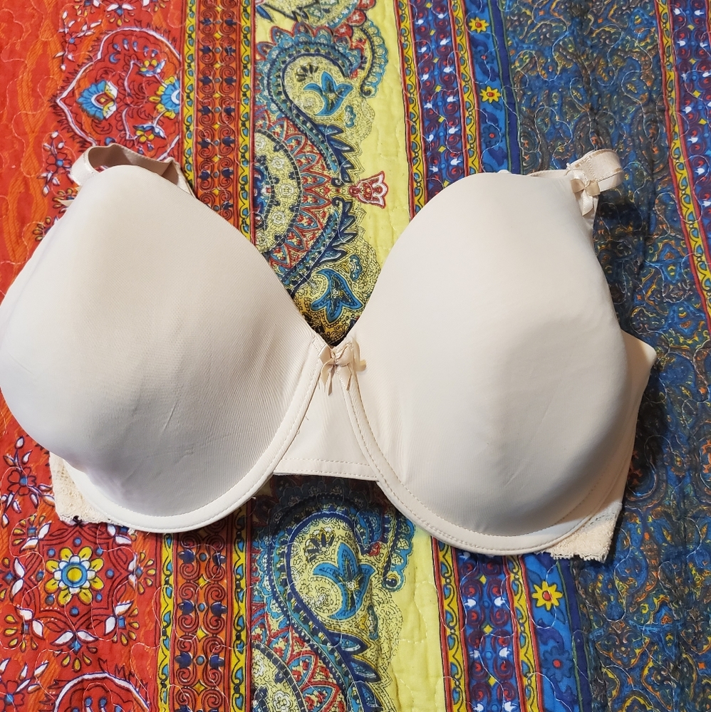 NWOT 32H bra